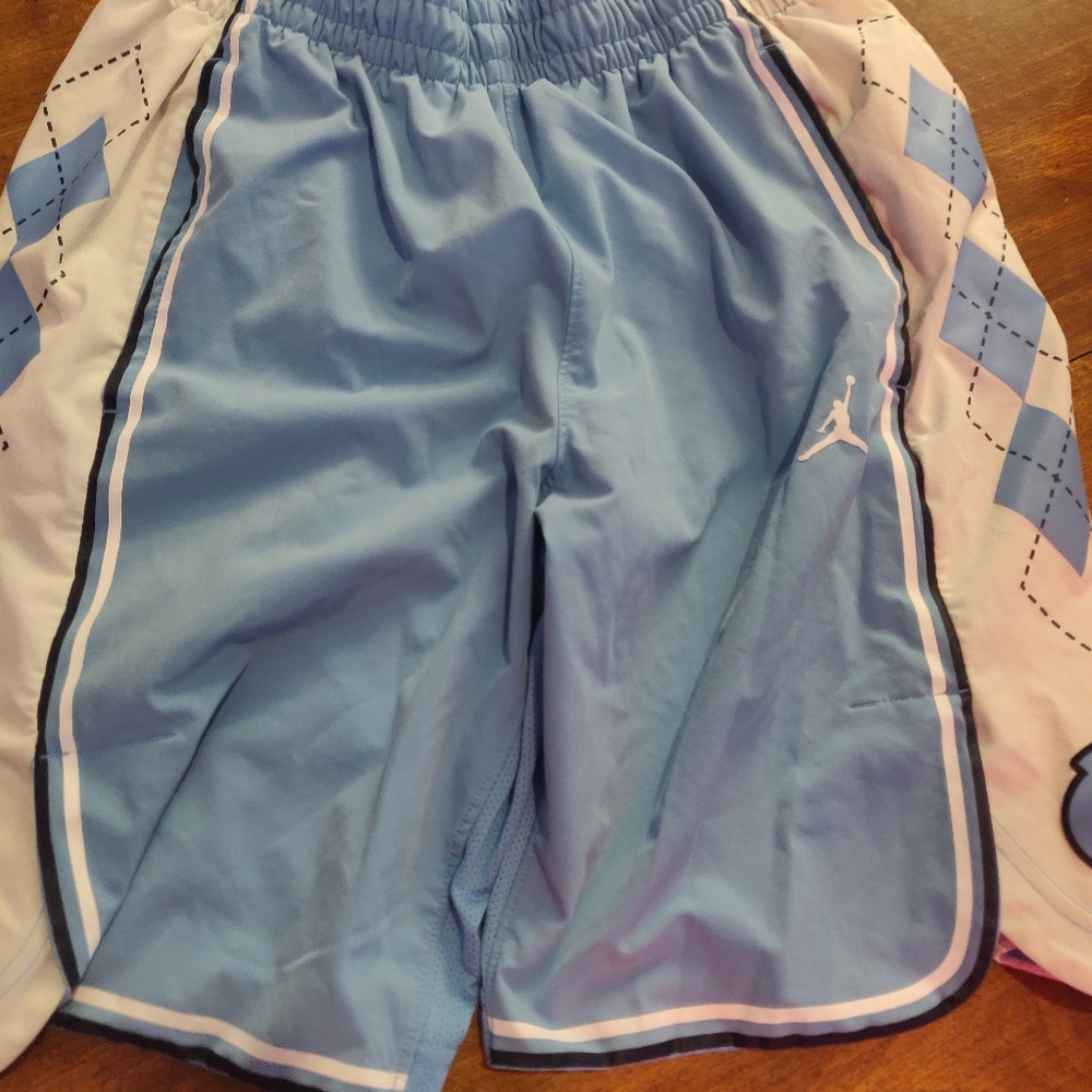 Jordan blue UNC shorts